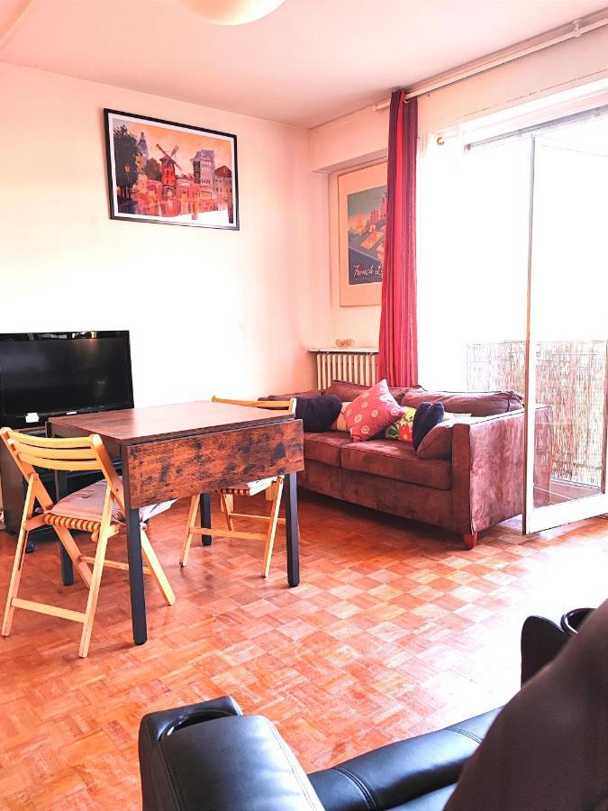 Studio Cosy Et Spacieux Avec Emplacement Ideal Párizs Kültér fotó