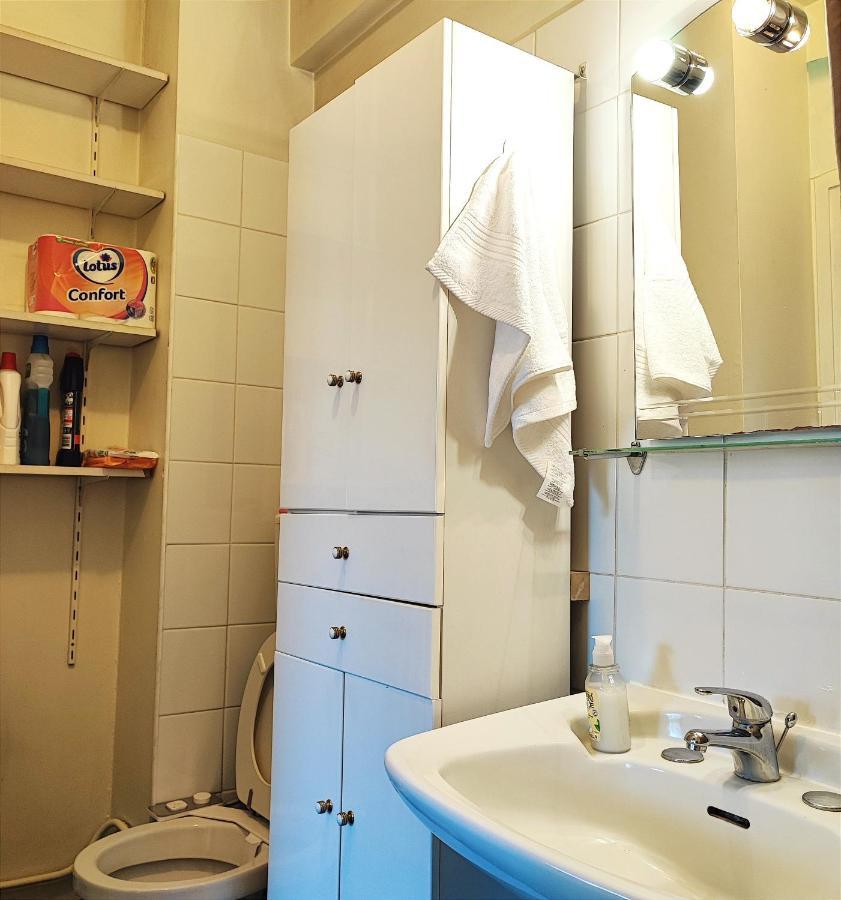 Studio Cosy Et Spacieux Avec Emplacement Ideal Párizs Kültér fotó